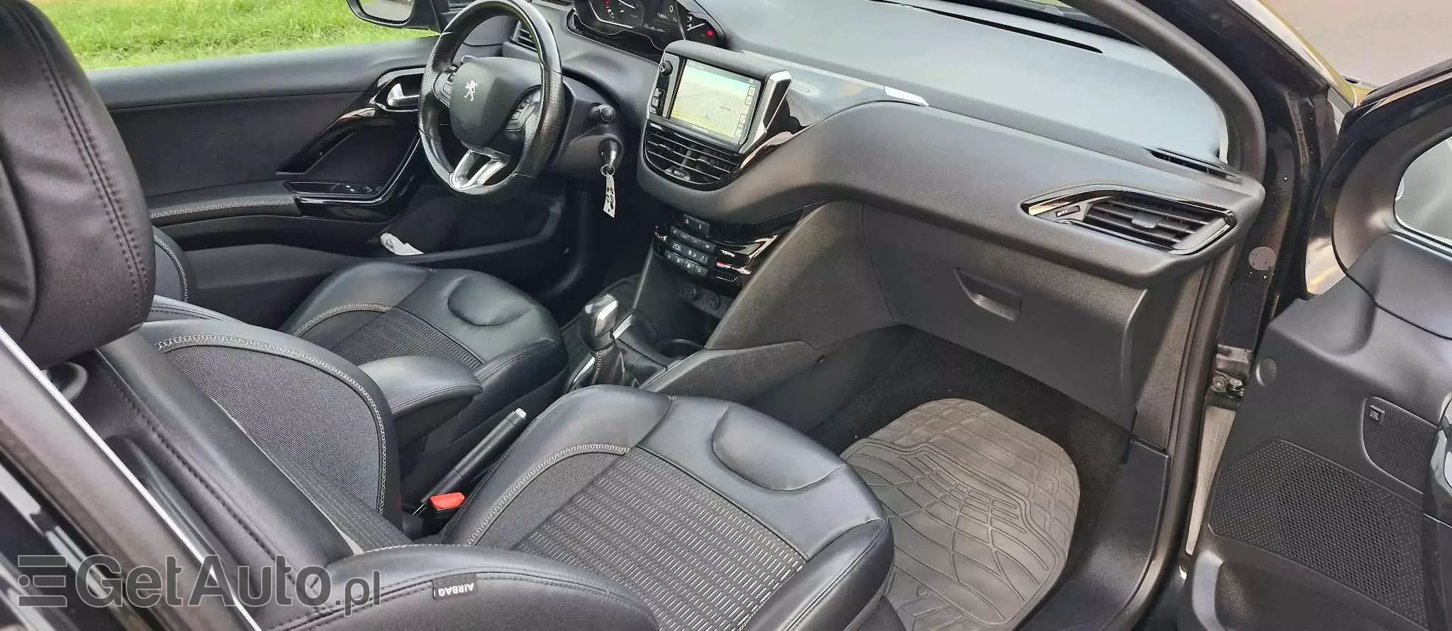 PEUGEOT 208 1.6 e-HDi Allure STT