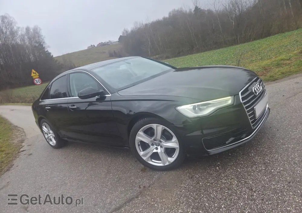 AUDI A6 Limousine 