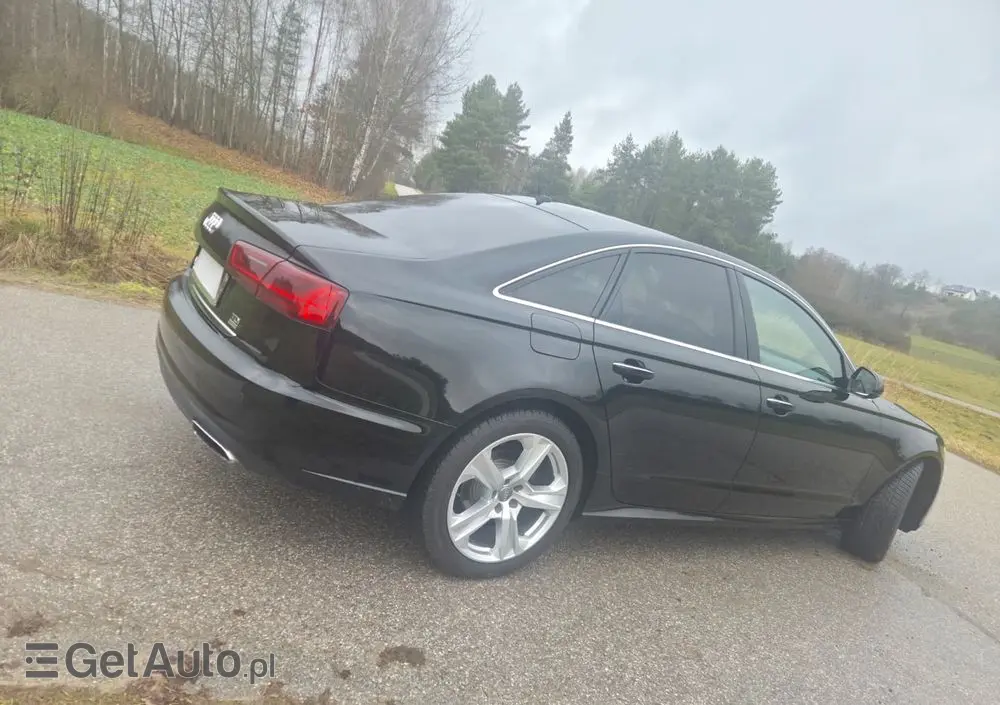AUDI A6 Limousine 