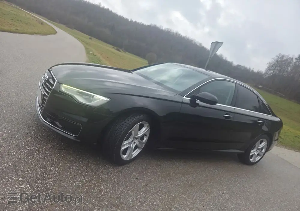 AUDI A6 Limousine 