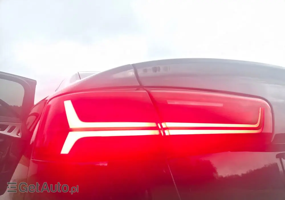 AUDI A6 Limousine 