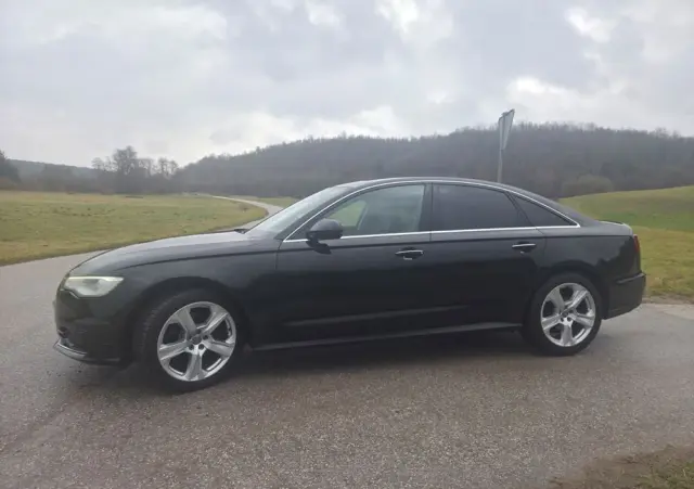 AUDI A6 Limousine 