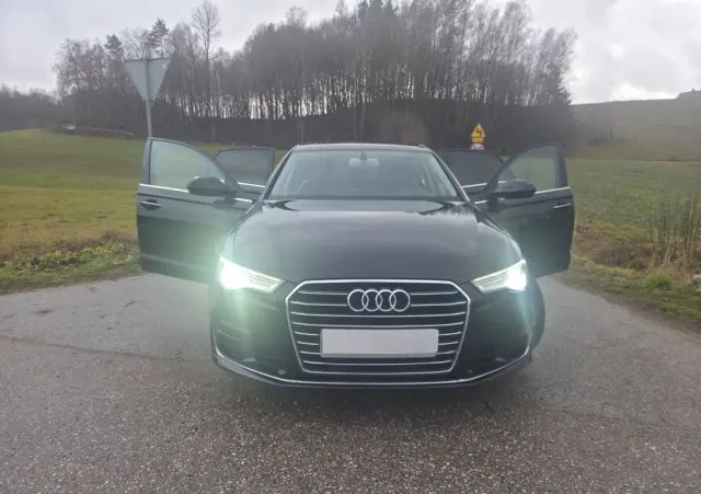 AUDI A6 Limousine 