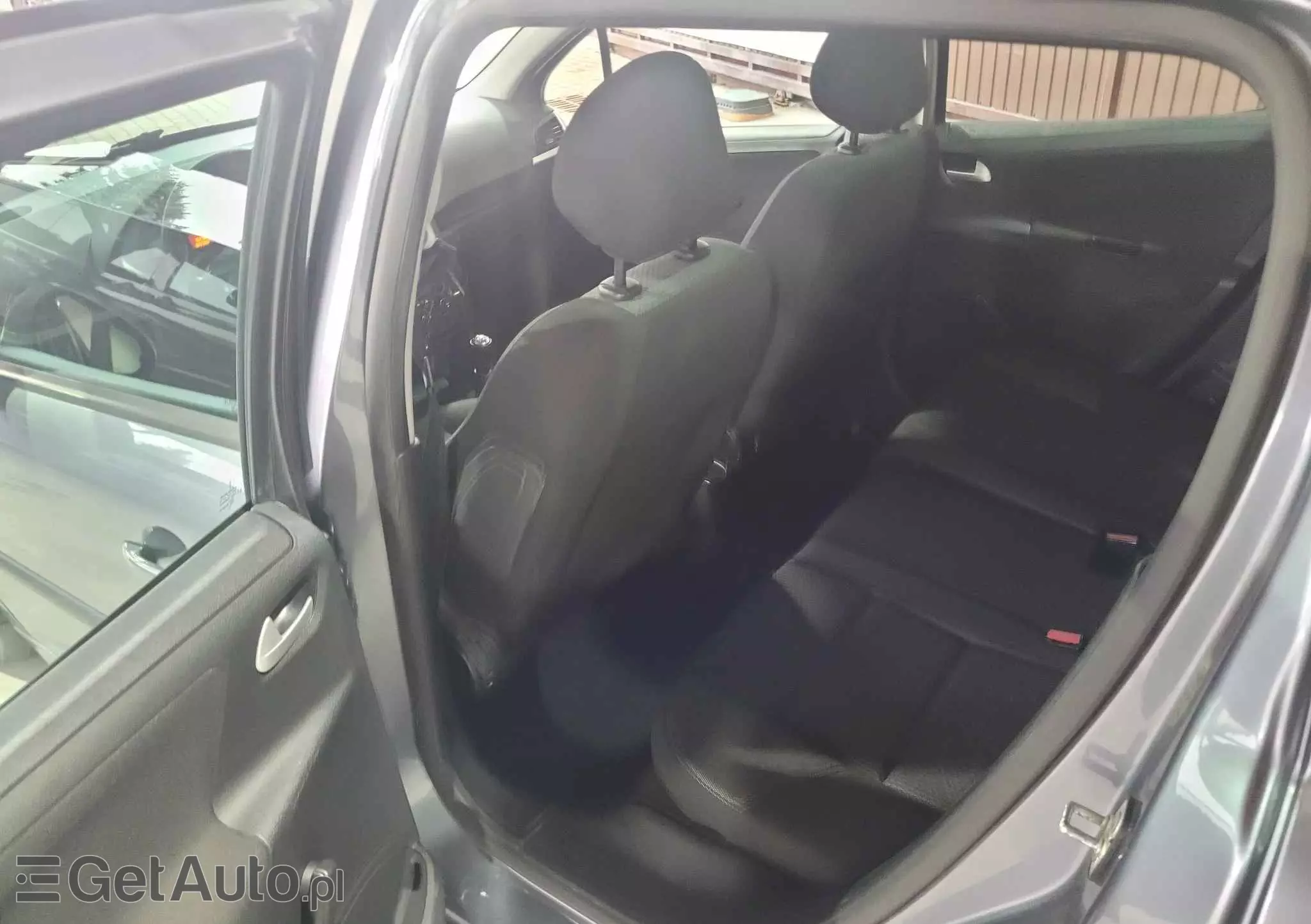 PEUGEOT 207 1.4 16V Sporty