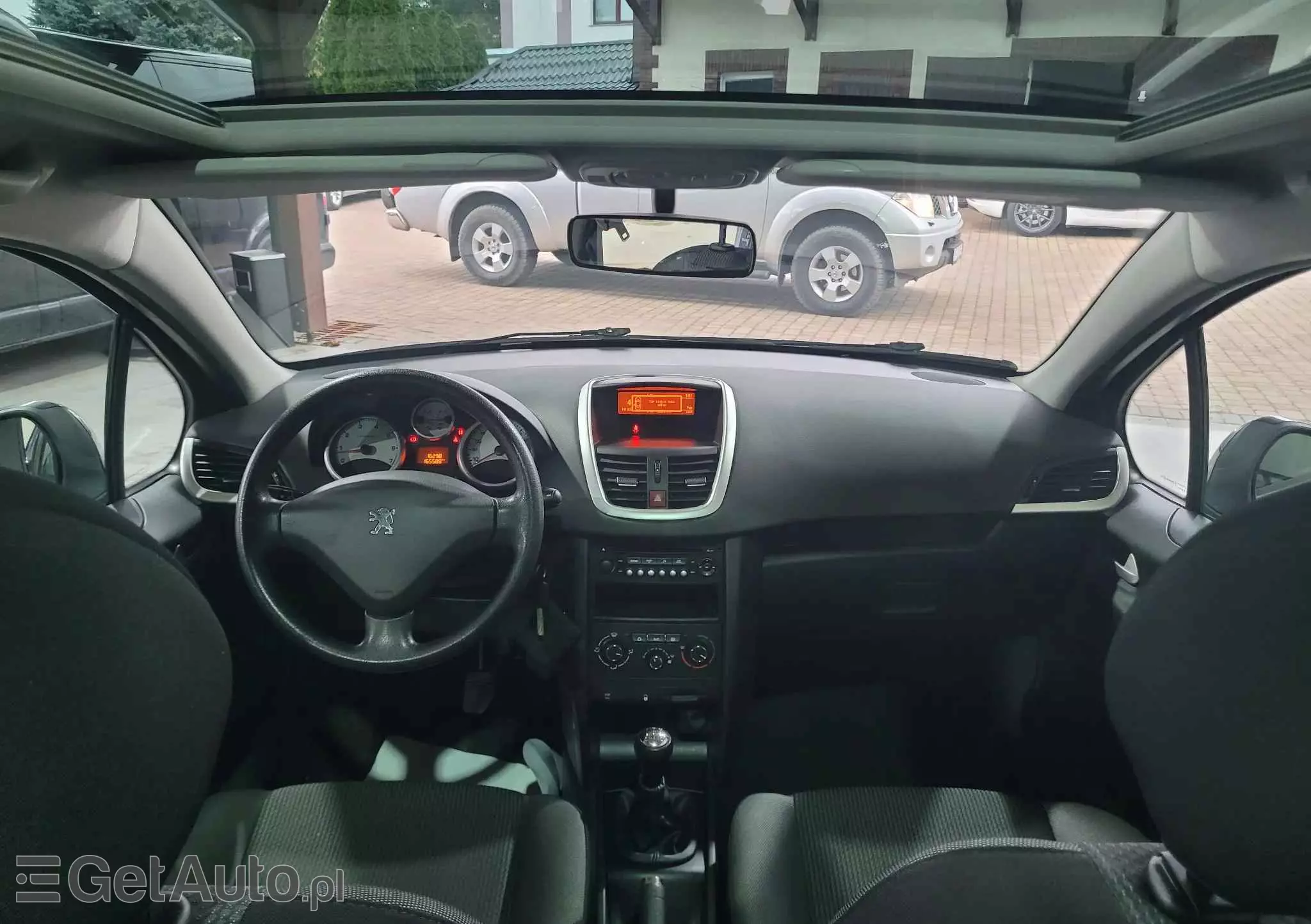 PEUGEOT 207 1.4 16V Sporty