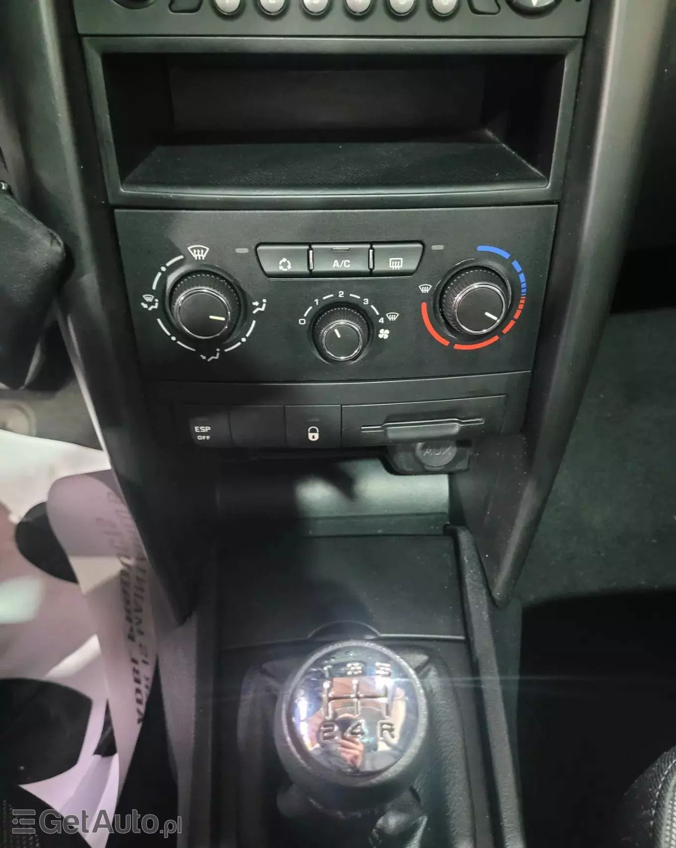 PEUGEOT 207 1.4 16V Sporty