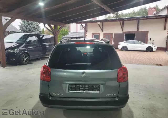 PEUGEOT 207 1.4 16V Sporty