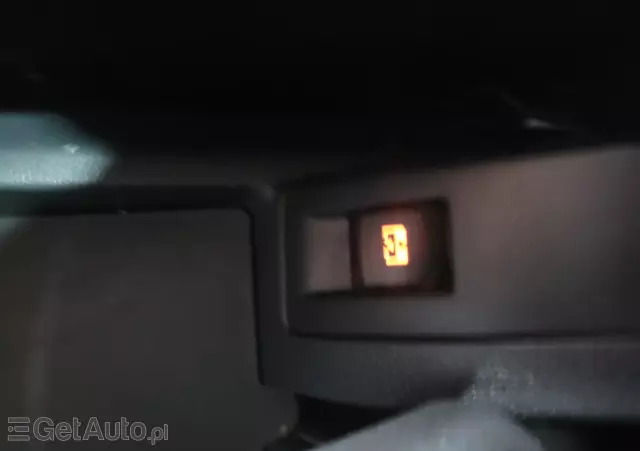 PEUGEOT 207 1.4 16V Sporty