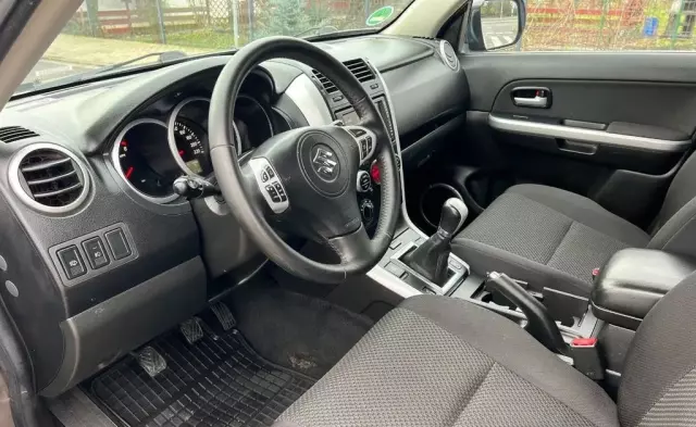 SUZUKI Grand Vitara 