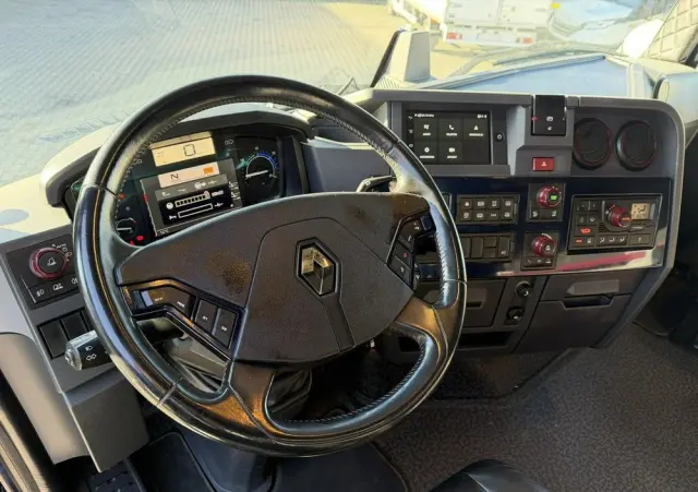 RENAULT Gama T 520 Standard Silnik 13litrów Euro 6 