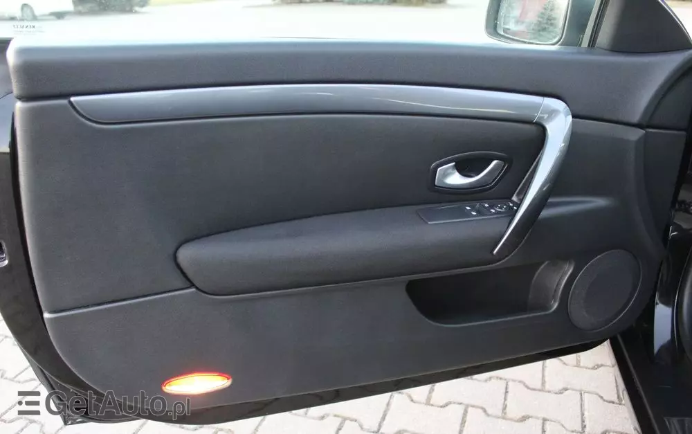 RENAULT Laguna 2.0 dCi Limited