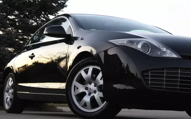 RENAULT Laguna 2.0 dCi Limited