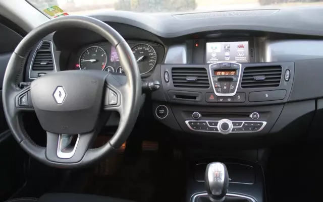 RENAULT Laguna 2.0 dCi Limited