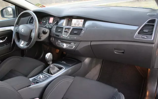 RENAULT Laguna 2.0 dCi Limited