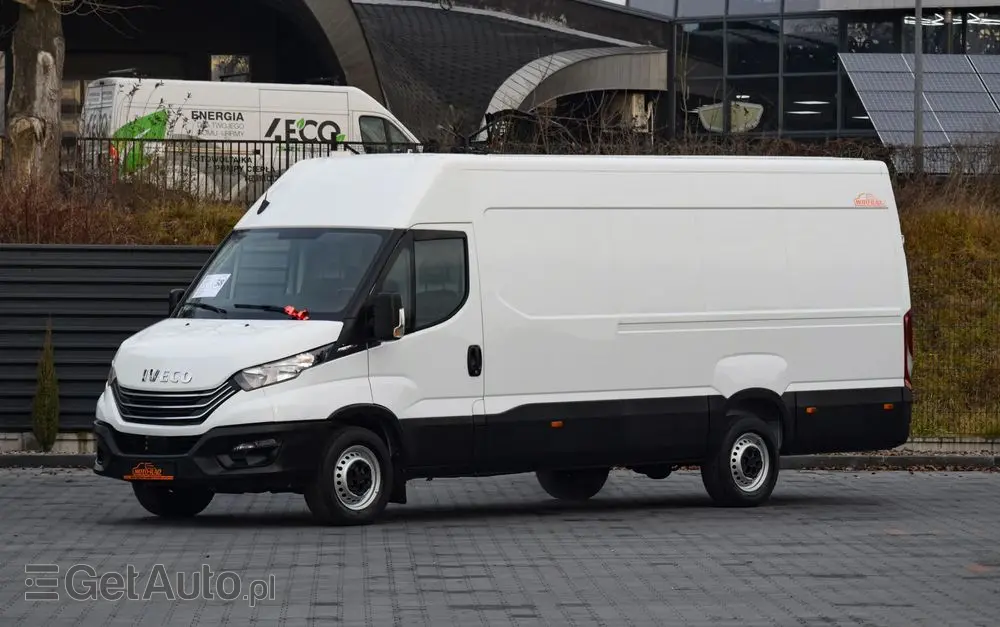 IVECO DAILY MAXI 35S14 / 2.3 - 140 KM / AUTOMAT HI-MATIC / NOWY MODEL / 3 OSOBY / DOSTAWCZE / BLASZAK / KAMERA COFANIA / TEMPOMAT / KLIMA / 2022 / SERWISOWANY / SPROWADZONY Z NIEMIEC 