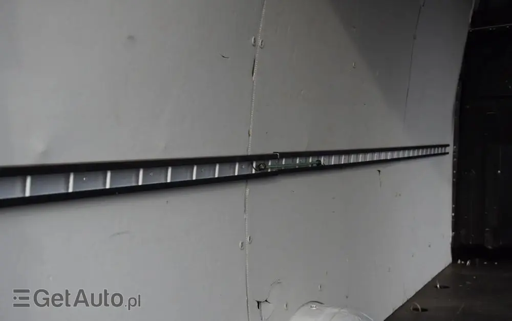 IVECO DAILY MAXI 35S14 / 2.3 - 140 KM / AUTOMAT HI-MATIC / NOWY MODEL / 3 OSOBY / DOSTAWCZE / BLASZAK / KAMERA COFANIA / TEMPOMAT / KLIMA / 2022 / SERWISOWANY / SPROWADZONY Z NIEMIEC 