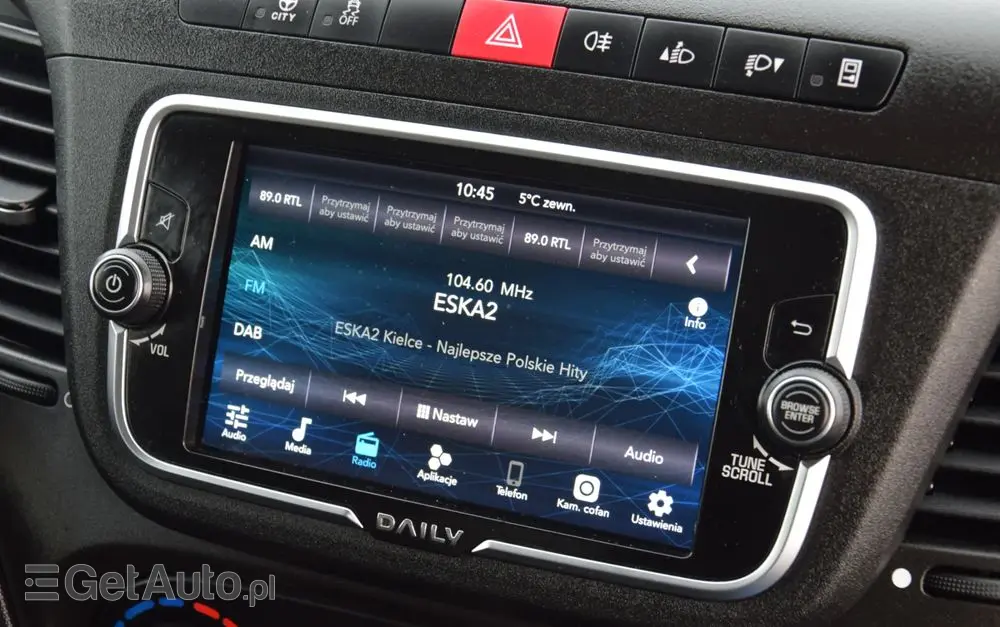 IVECO DAILY MAXI 35S14 / 2.3 - 140 KM / AUTOMAT HI-MATIC / NOWY MODEL / 3 OSOBY / DOSTAWCZE / BLASZAK / KAMERA COFANIA / TEMPOMAT / KLIMA / 2022 / SERWISOWANY / SPROWADZONY Z NIEMIEC 