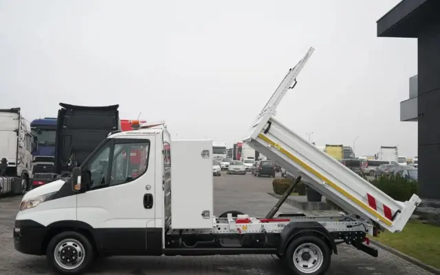 IVECO DAILY 35-160 / WYWROTKA TYLNOZSYPOWA / BLOKADA MOSTU /  BLIŹNIAK / AUTOMAT  / SPROWADZONY 