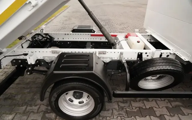 IVECO DAILY 35-160 / WYWROTKA TYLNOZSYPOWA / BLOKADA MOSTU /  BLIŹNIAK / AUTOMAT  / SPROWADZONY 