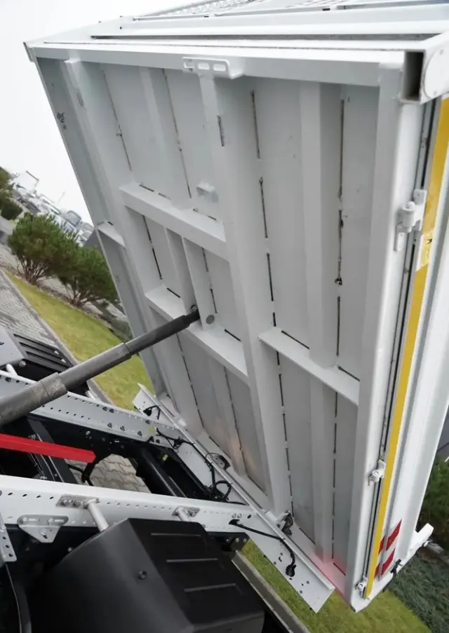 IVECO DAILY 35-160 / WYWROTKA TYLNOZSYPOWA / BLOKADA MOSTU /  BLIŹNIAK / AUTOMAT  / SPROWADZONY 