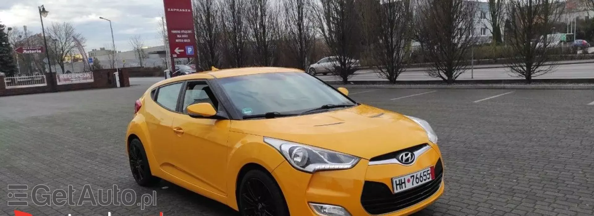 HYUNDAI Veloster 
