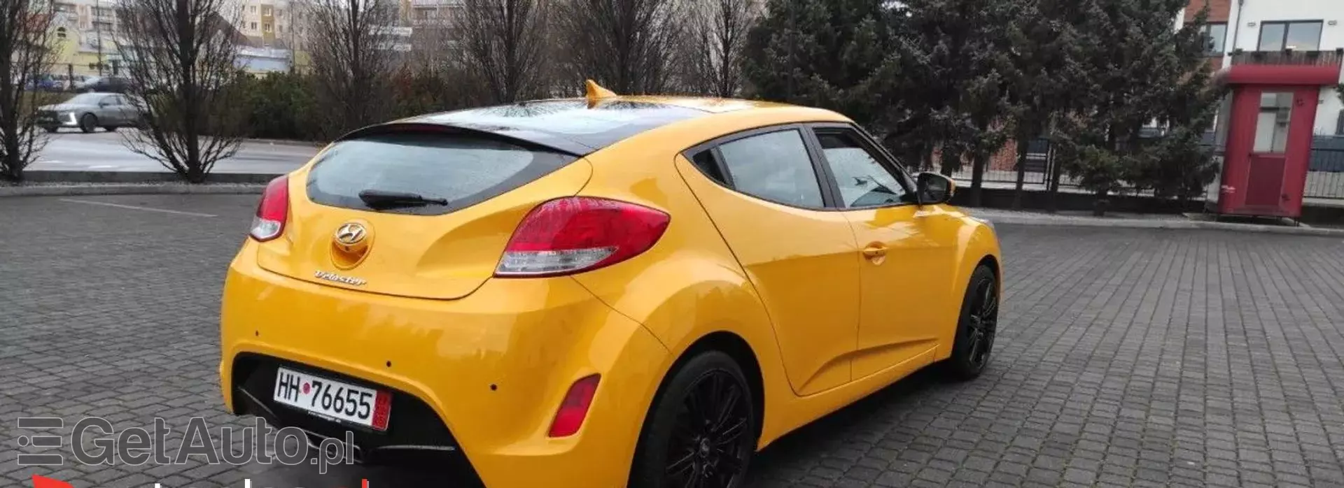 HYUNDAI Veloster 