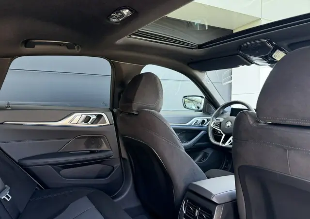 BMW Seria 4 430i xDrive M Sport sport