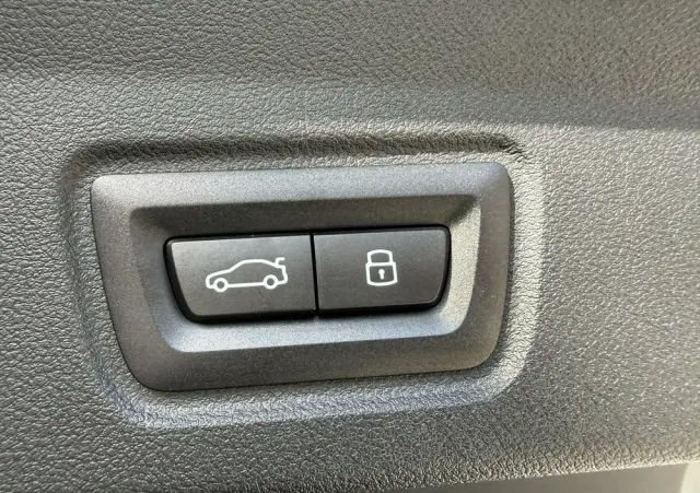 BMW Seria 4 430i xDrive M Sport sport