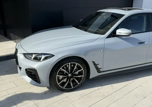 BMW Seria 4 430i xDrive M Sport sport