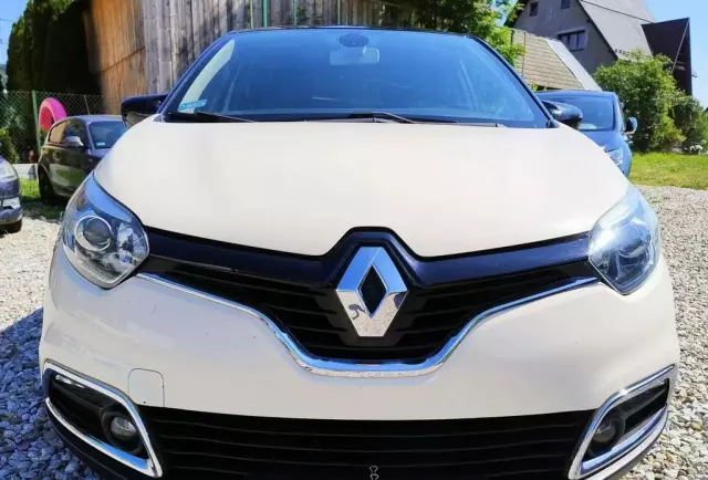 RENAULT Captur 