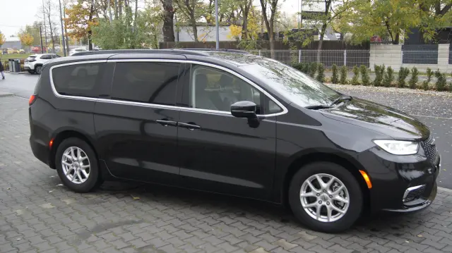 CHRYSLER PACIFICA 