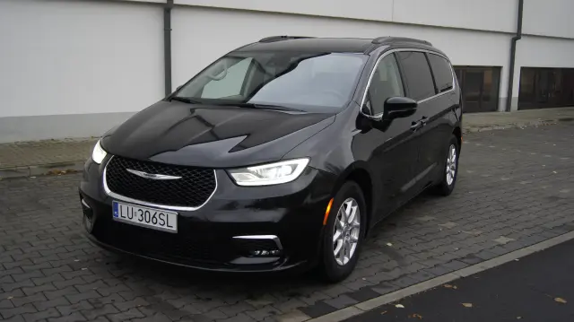 CHRYSLER PACIFICA 