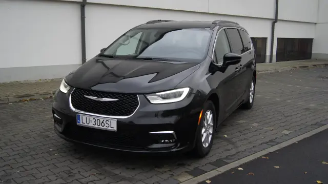 CHRYSLER PACIFICA 
