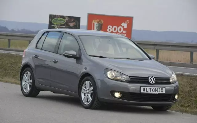 VOLKSWAGEN Golf 1.6 TDI BlueMotion Technology Trendline