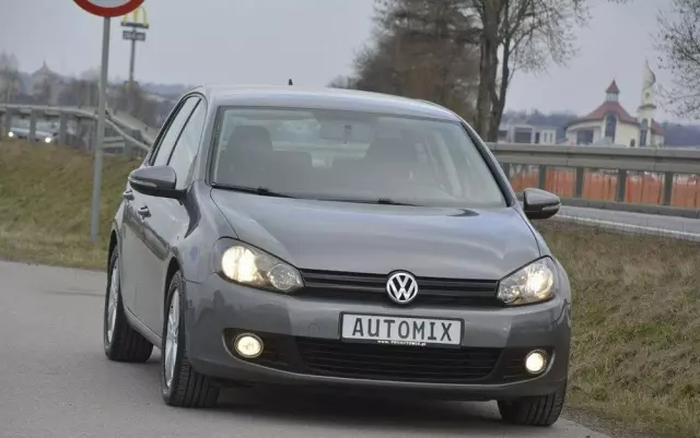 VOLKSWAGEN Golf 1.6 TDI BlueMotion Technology Trendline