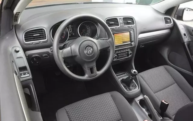 VOLKSWAGEN Golf 1.6 TDI BlueMotion Technology Trendline