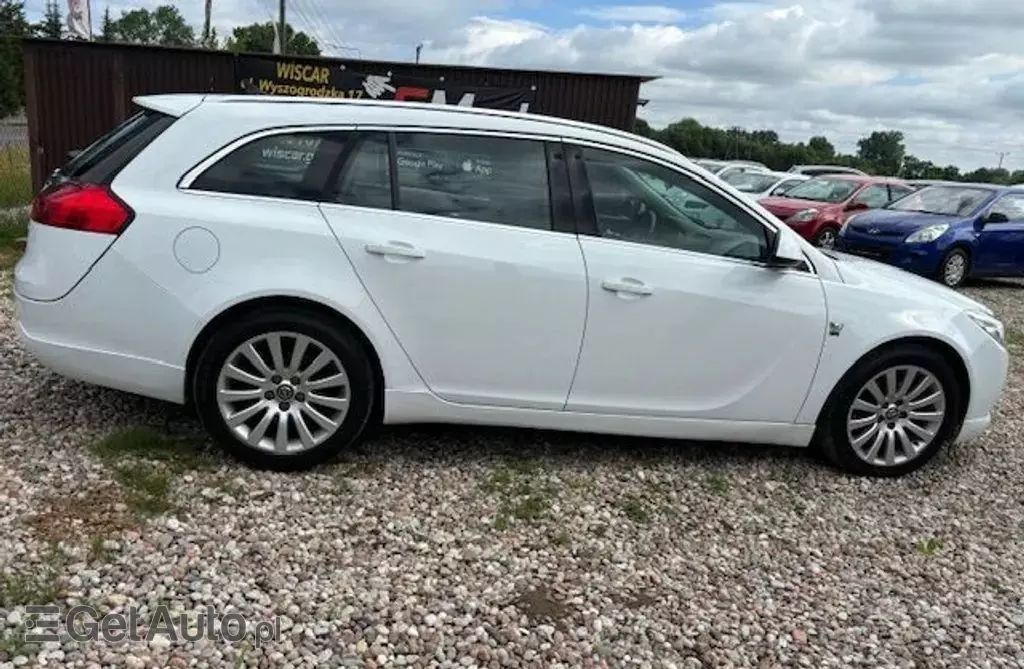 OPEL Insignia 
