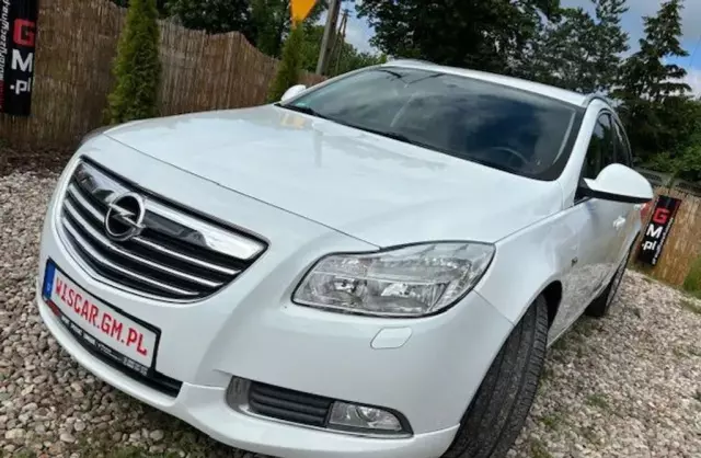 OPEL Insignia 
