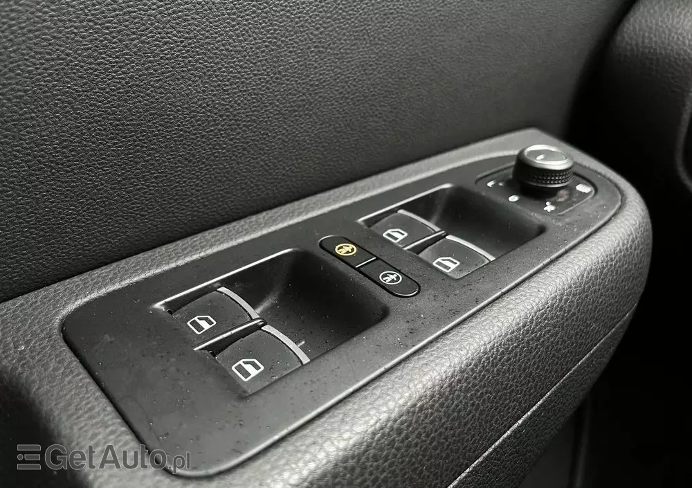 VOLKSWAGEN Sharan 2.0 TDI BMT Highline DSG