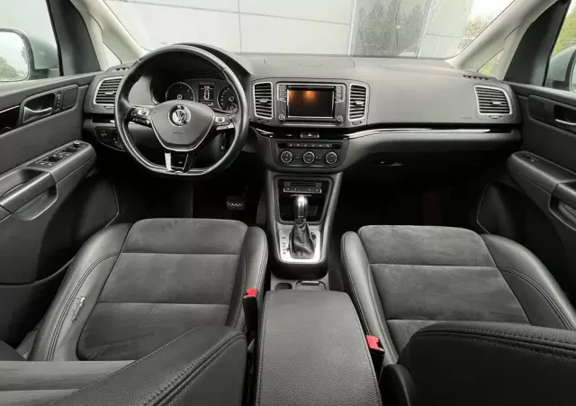 VOLKSWAGEN Sharan 2.0 TDI BMT Highline DSG