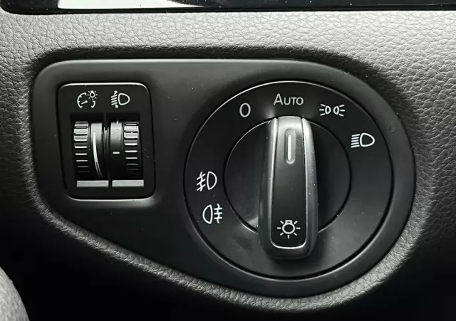 VOLKSWAGEN Sharan 2.0 TDI BMT Highline DSG