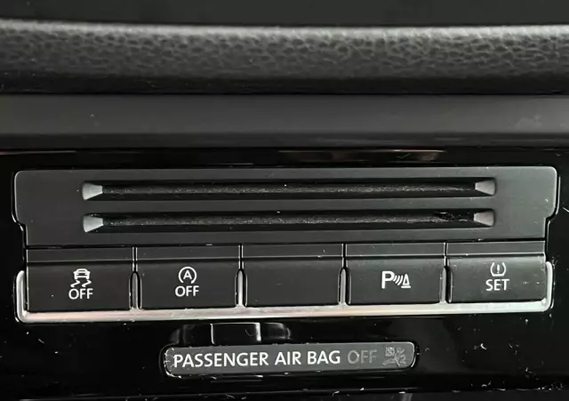 VOLKSWAGEN Sharan 2.0 TDI BMT Highline DSG