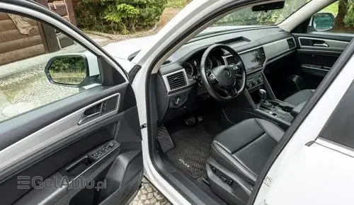 VOLKSWAGEN Atlas 