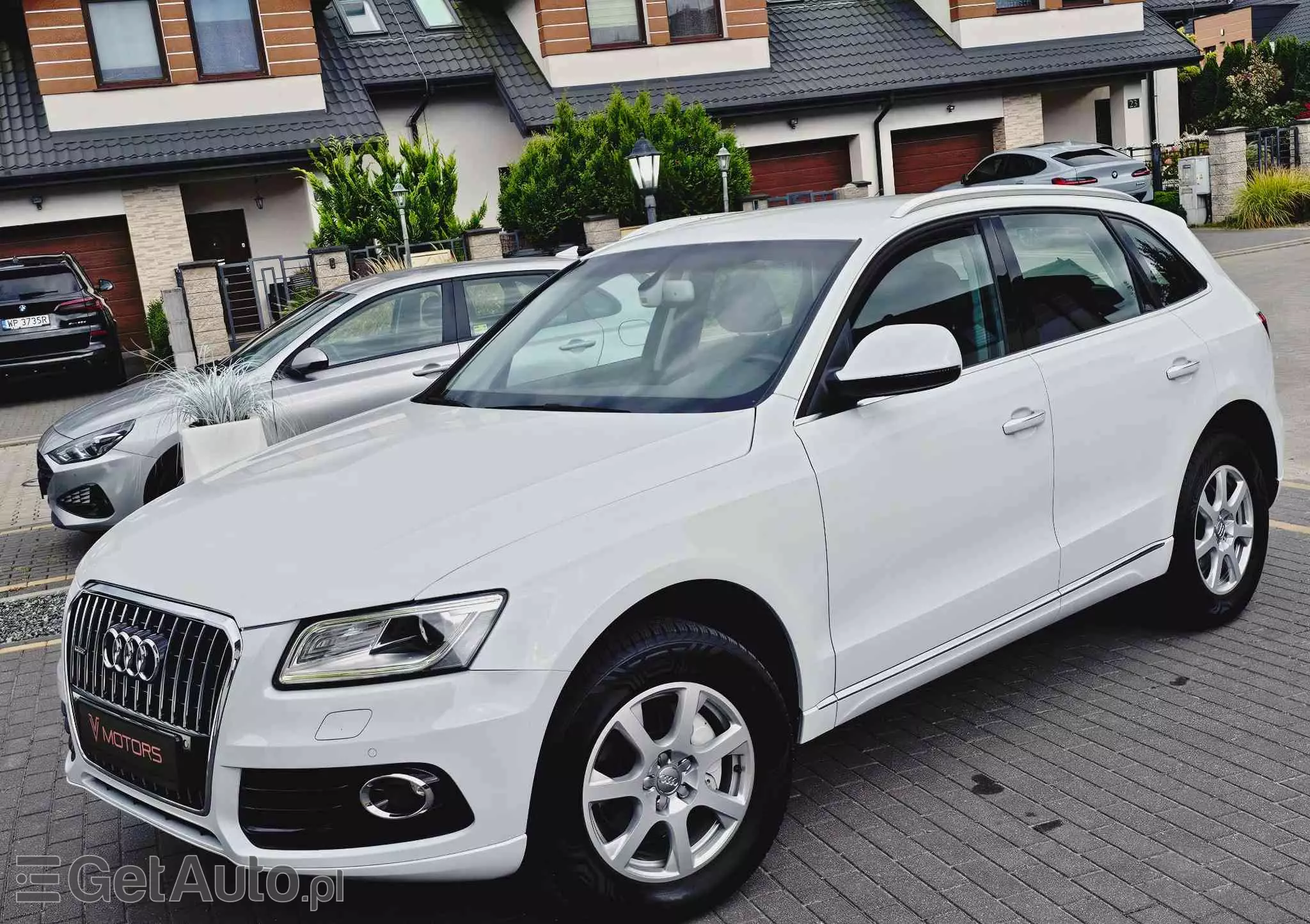 AUDI Q5 2.0 TDI quattro (clean diesel)