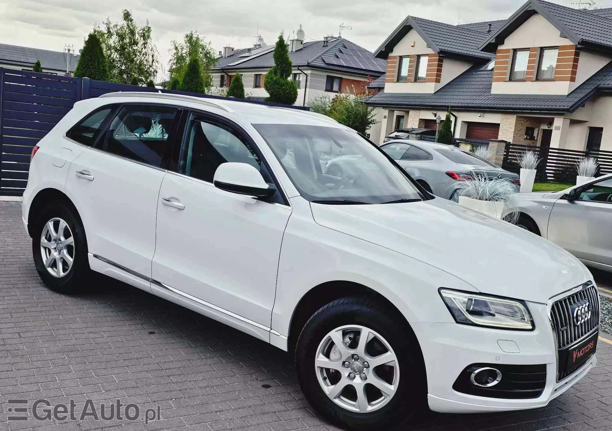 AUDI Q5 2.0 TDI quattro (clean diesel)