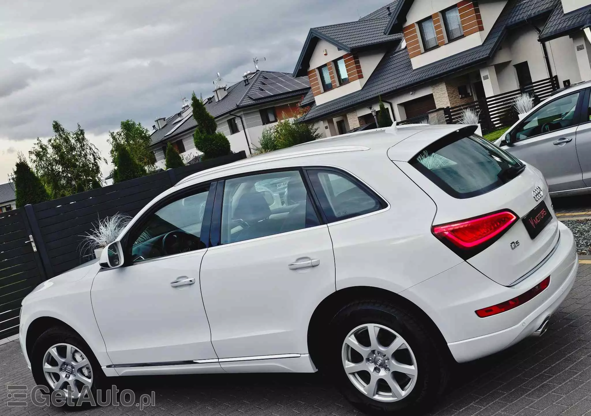 AUDI Q5 2.0 TDI quattro (clean diesel)