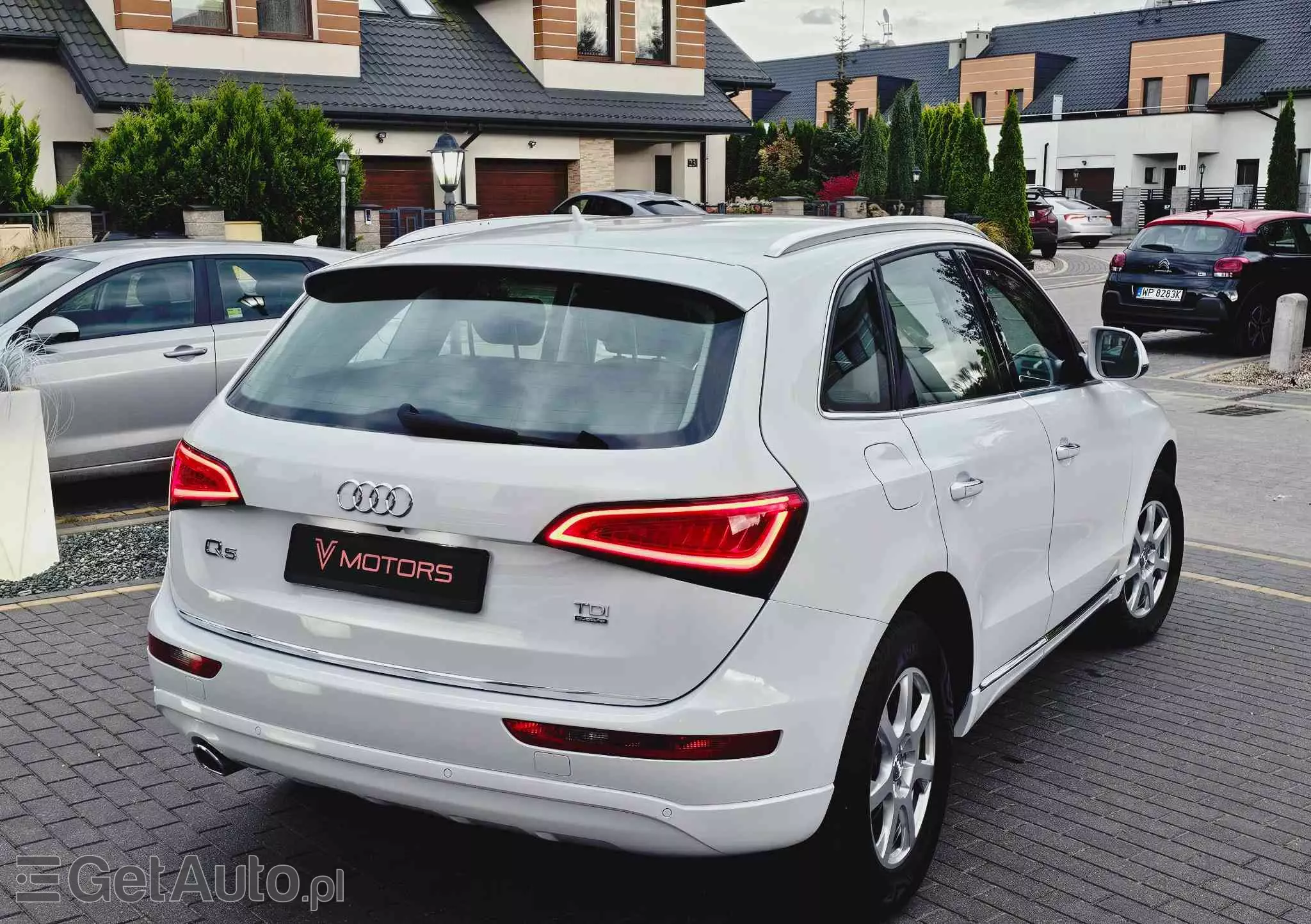 AUDI Q5 2.0 TDI quattro (clean diesel)
