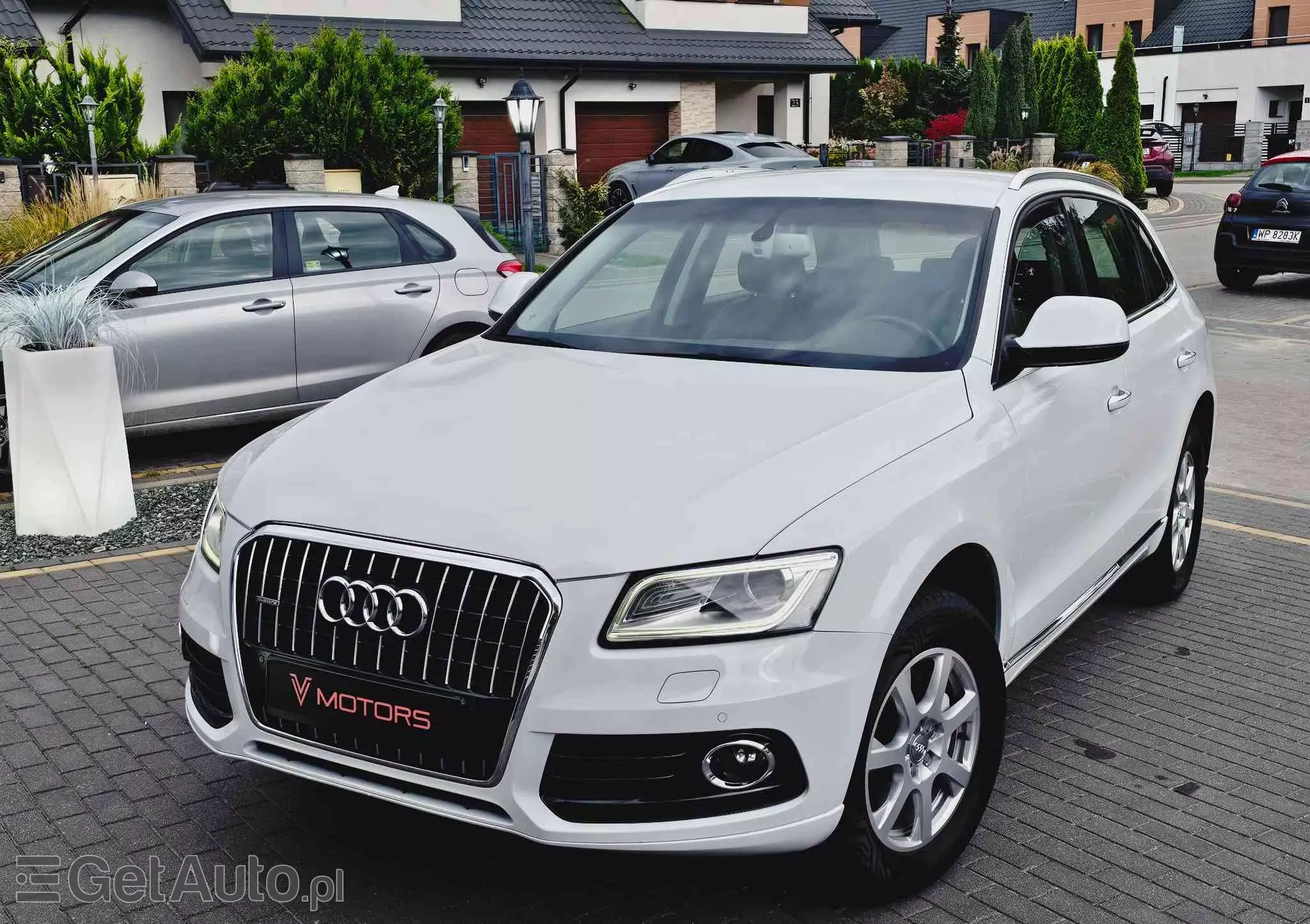 AUDI Q5 2.0 TDI quattro (clean diesel)