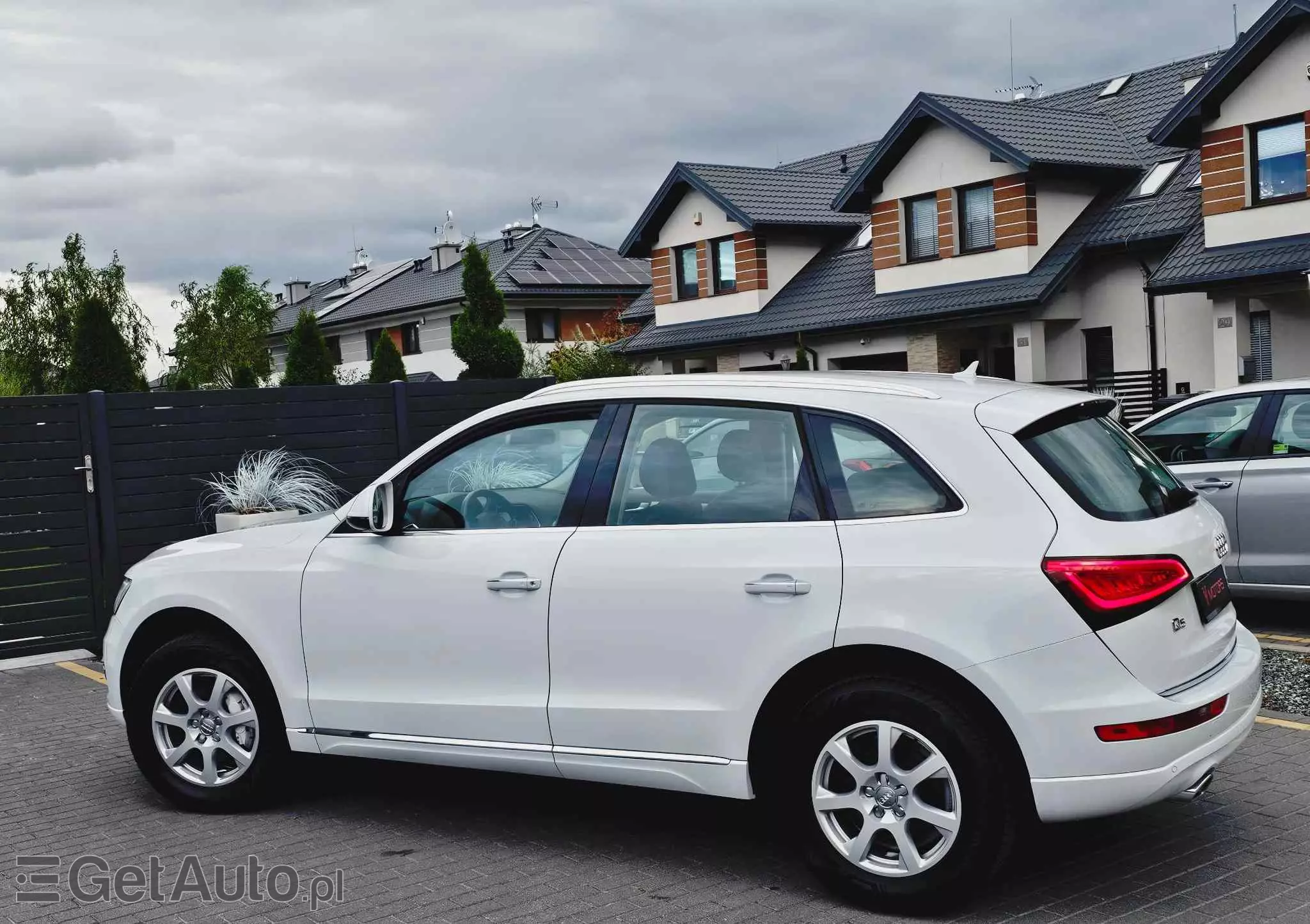 AUDI Q5 2.0 TDI quattro (clean diesel)