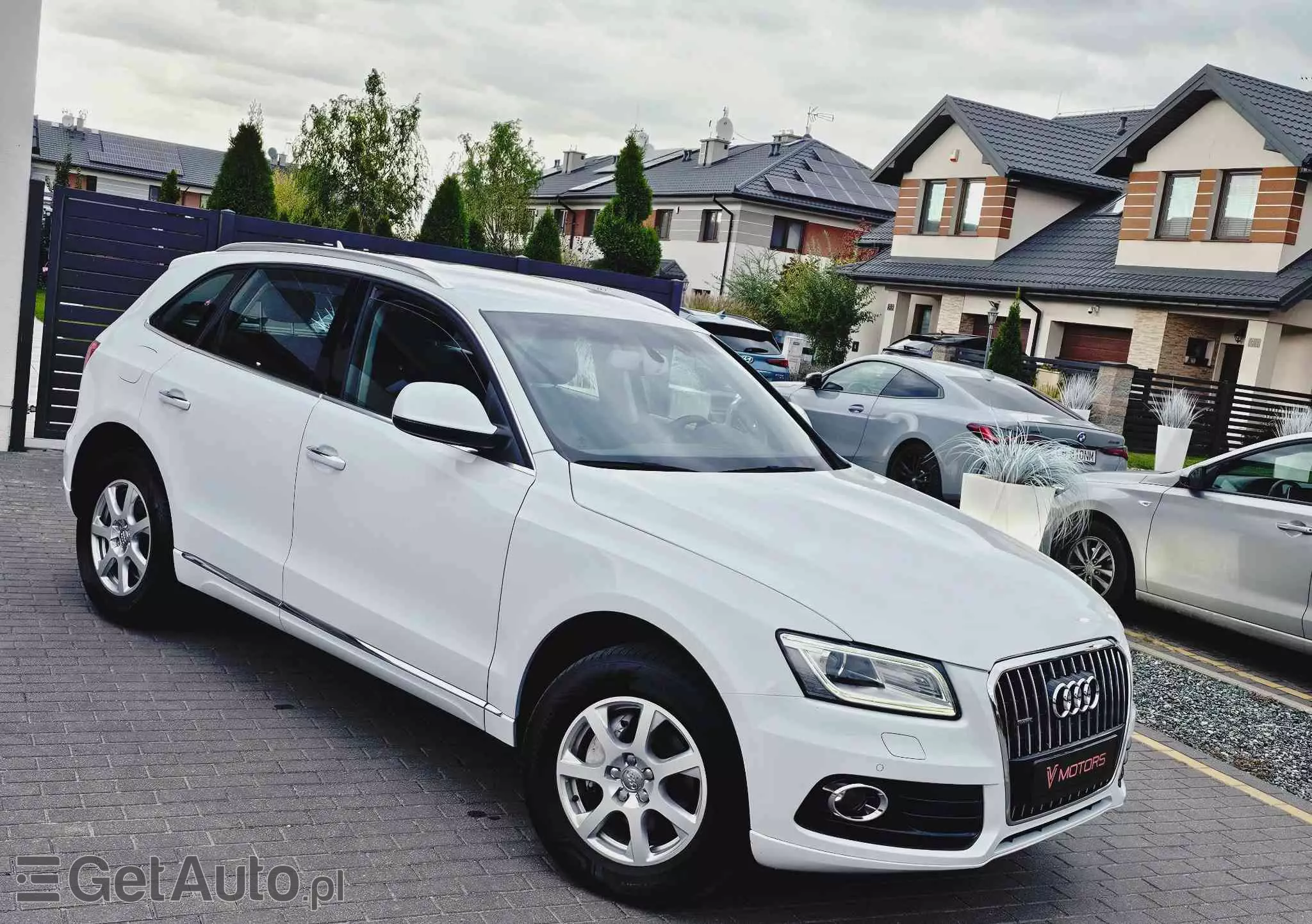 AUDI Q5 2.0 TDI quattro (clean diesel)